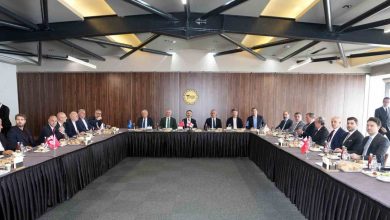 Türkiye - Gürcistan resmi maç yemeği düzenlendi 2 turkiye gurcistan resmi mac yemegi duzenlendi adea85eabde7 |