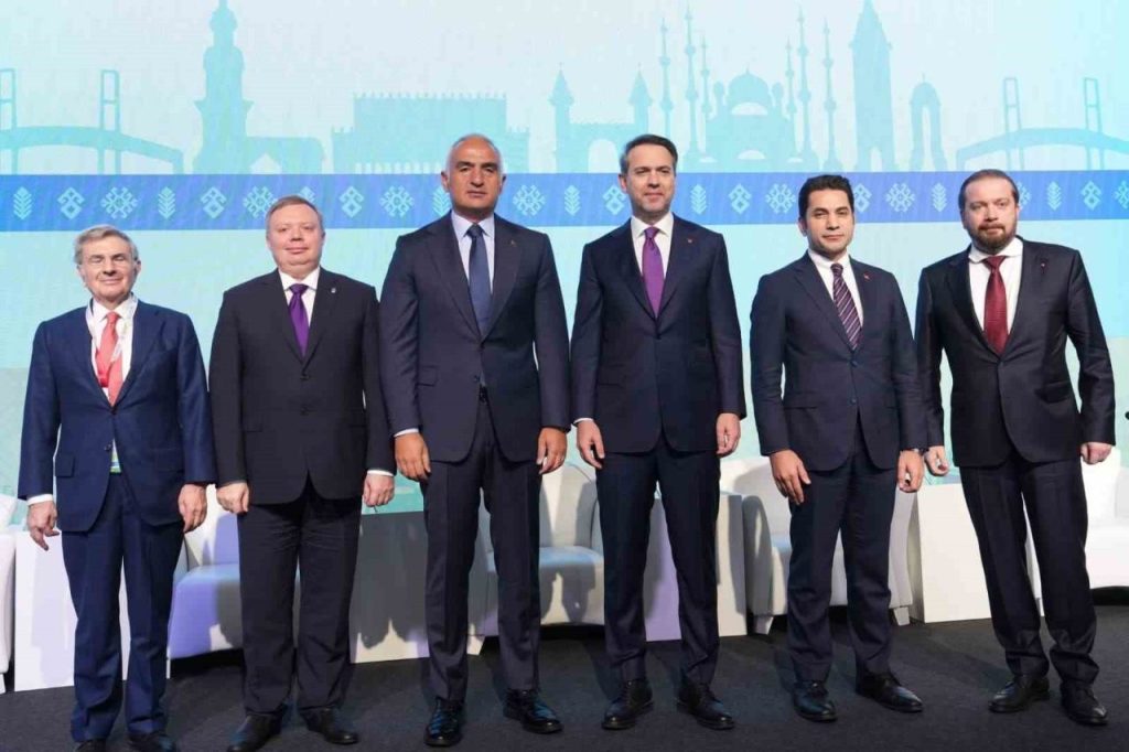 turkiye turizmde zirveye yuruyor 62 milyon ziyaretci 61 milyar dolar gelir fae68aaaeaf1 |