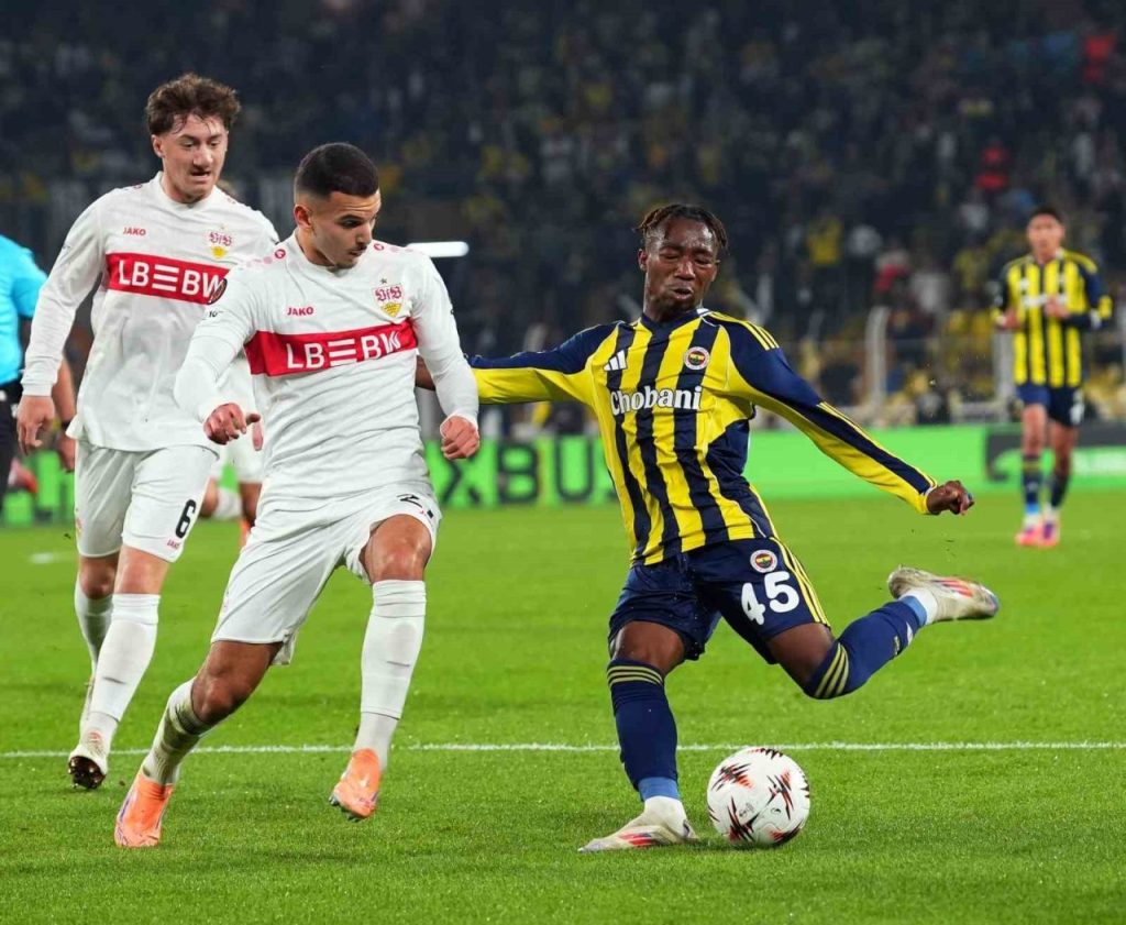 uefa avrupa ligi fenerbahce 1 stuttgart 0 ilk yari 13c74905c605 |