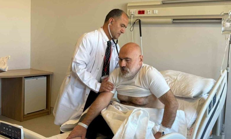 Uzmanından uyarı: "Behçet hastalığı 25 yaş altı genç erkeklerde daha ağır seyrediyor" 1 uzmanindan uyari behcet hastaligi 25 yas alti genc erkeklerde daha agir seyrediyor 3528b33cc09e |