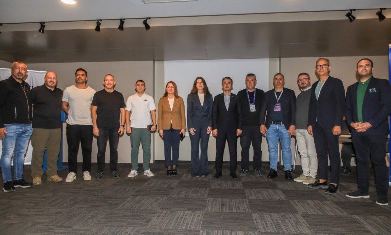 Veloturk Gran Fondo Çeşme’nin basın toplantısı yapıldı 1 veloturk gran fondo cesmenin basin toplantisi yapildi d80aad34b8f1 |