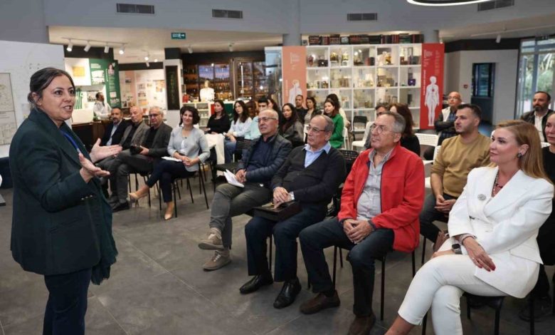 Veteriner hekimler Nilüfer’de buluştu 1 veteriner hekimler niluferde bulustu 82603cc95e19 |