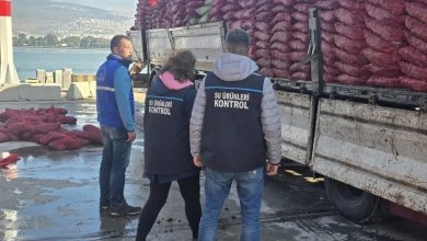 27 ton belgesiz kara midyesi ele gecirildi 6741fca55fec |