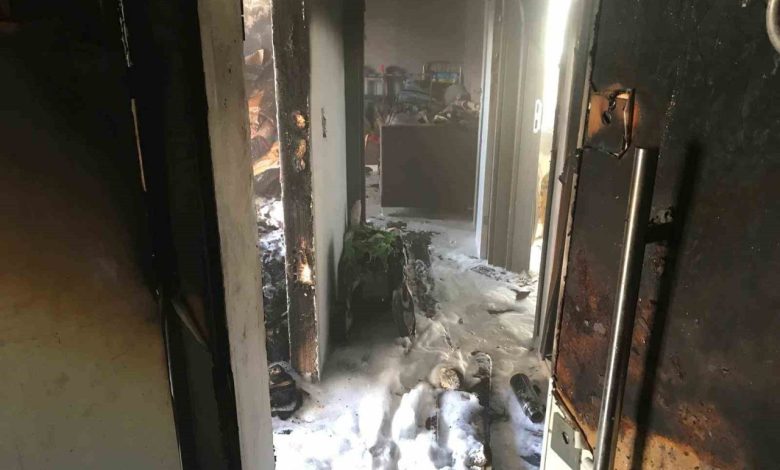 600 Evler Mahallesi’nde apartman dairesinde yangın paniği 1 600 evler mahallesinde apartman dairesinde yangin panigi e31adac4f3ad |