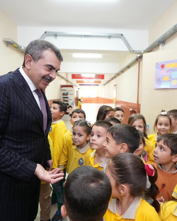 Milli Eğitim Bakanı Yusuf Tekin'den Havran Çıkarması: Esnaf ve Eğitim Masada! 2 684853cbb4dd94f6 |