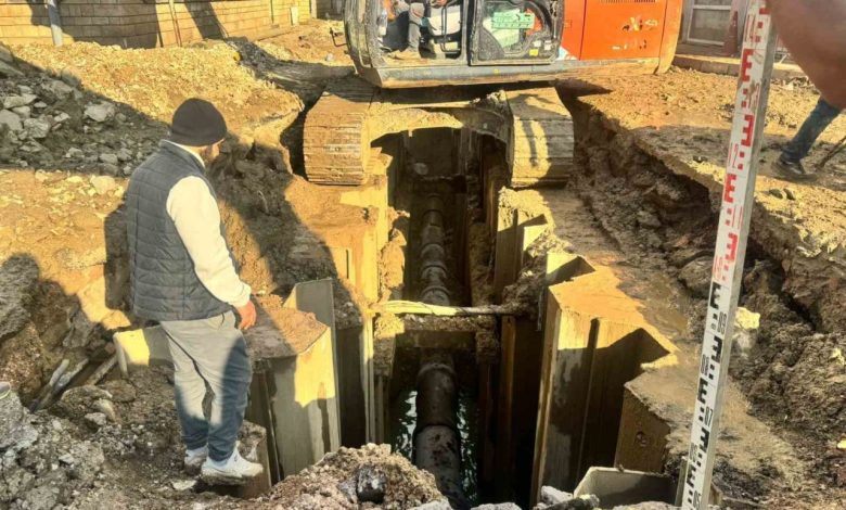 7 metreden Bizans sütunu çıktı 1 7 metreden bizans sutunu cikti 4ca56f700ef4 |