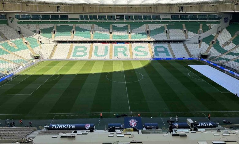 a milli futbol takimi 10 kez bursada c909c0d7c9e8 |