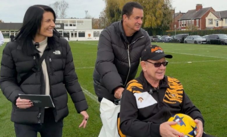 Acun Ilıcalı’dan, Hull City taraftarı Owen Griffiths’e jest 1 acun ilicalidan hull city taraftari owen griffithse jest 5386a432f935 |