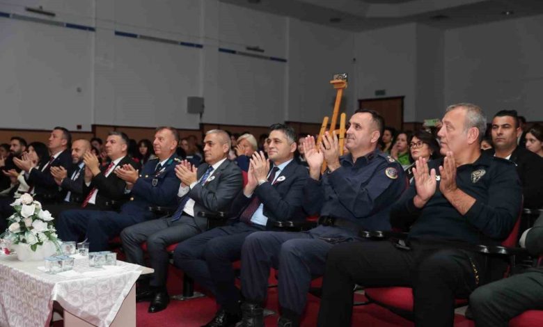 aliagada ogretmenler gunu kutlamalari e5c8367bed56 |