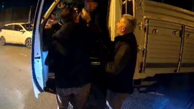 Arnavutköy’de trafikte sinir krizi: "Canım sıkkın" deyip motosiklet sürücüsüne saldırdı 5 arnavutkoyde trafikte sinir krizi canim sikkin deyip motosiklet surucusune saldirdi 09873a79433a |