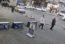 atasehirde kamyonet duraga daldi kaza ani kamerada 0e49d27bfbb2 |