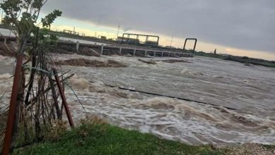 ayvacikta asiri yagis nedeniyle tuzla cayi tasti tarim arazileri sular altinda kaldi b98ef51432a4 |