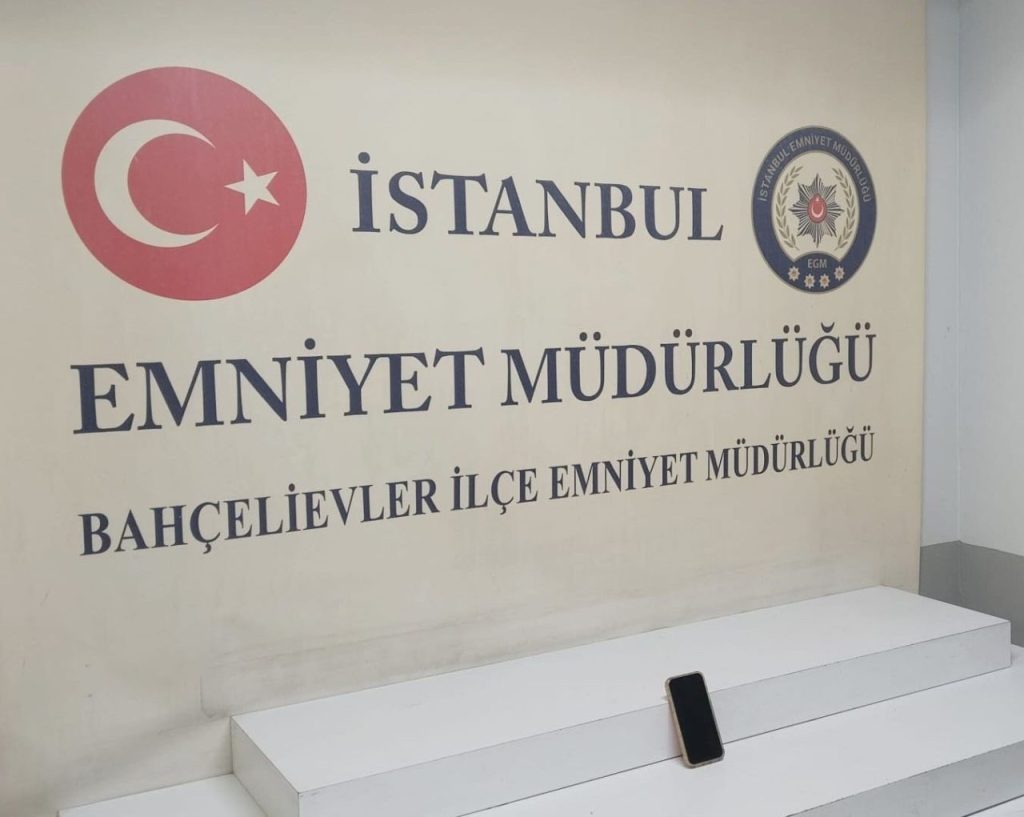 bahcelievlerde canta ve telefon calan supheli yakalandi 86f3a8393ac3 |