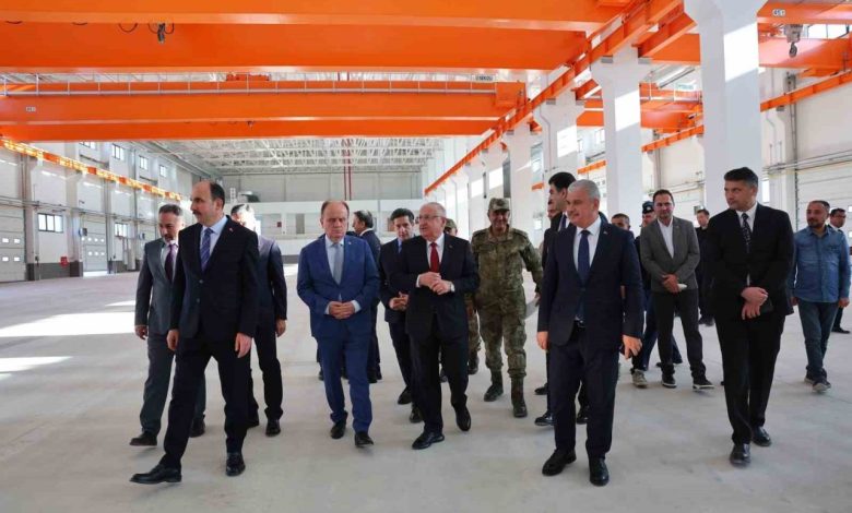 Bakan Güler ‘Savunma Sanayisi Tedarikçi Buluşmaları’ programına katıldı 1 bakan guler savunma sanayisi tedarikci bulusmalari programina katildi 41bf165c77fb |