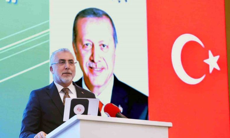 bakan isikhan sendikalarimiz bizim en onemli cozum ortaklarimiz arasindadir f12047c7a341 |