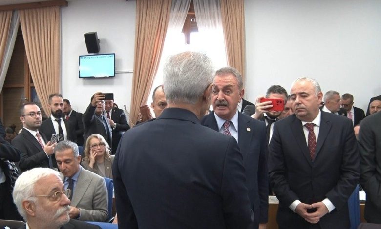 Bakan Uraloğlu: "Bilir ailesinin yaşamını yitirmesinin metroyla hiçbir ilgisi yok" 1 bakan uraloglu bilir ailesinin yasamini yitirmesinin metroyla hicbir ilgisi yok 170efa95d313 |