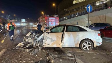 bakirkoyde kontrolden cikan otomobil karsi seritteki araca carpti 7bf632ba6622 |