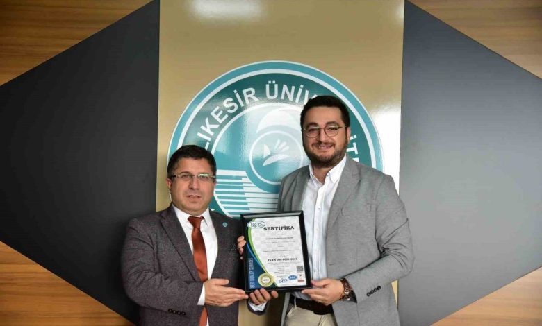 balikesir universitesine iso 9001 belgesi 1235b077983c |