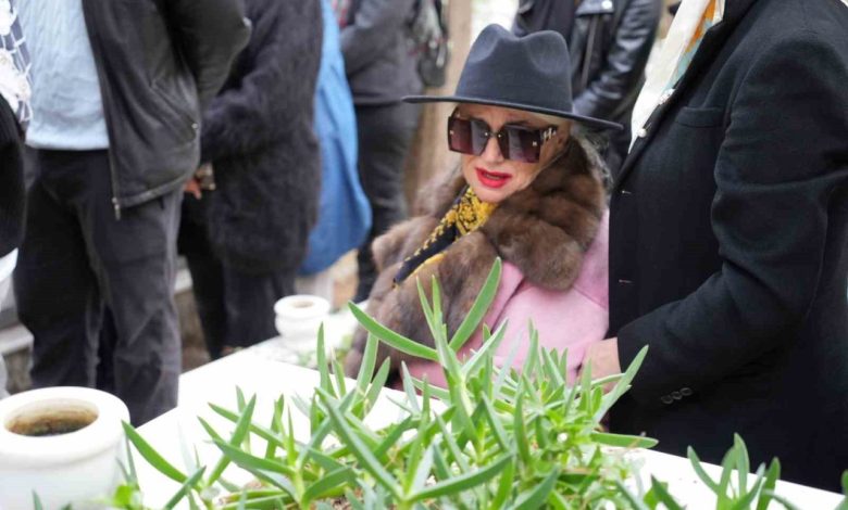 banu alkanin aci gunu 97c18a572f5a |