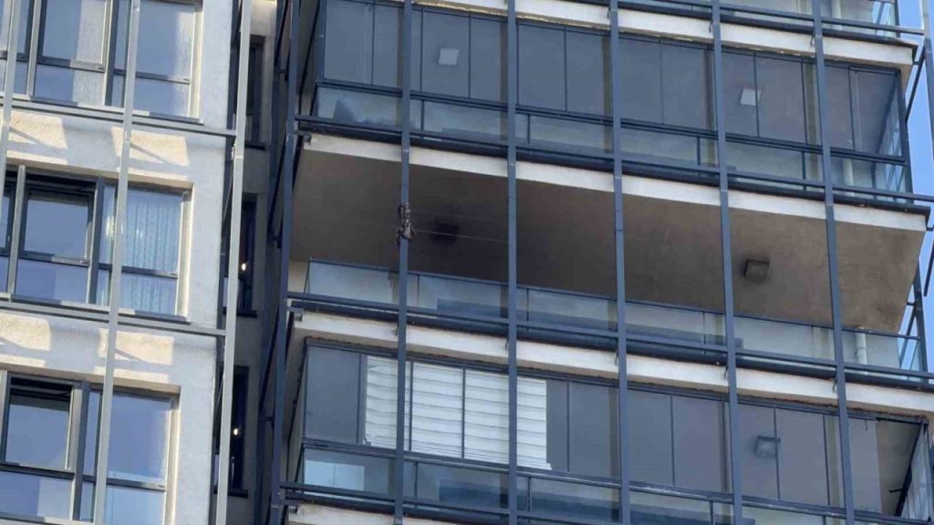 basaksehirde 27 katli binada yangin panigi 69212ec0175a |