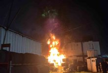 basaksehirde sobadan sicrayan kivilcimlar iki is yerini yakti 73821a2b57b7 |