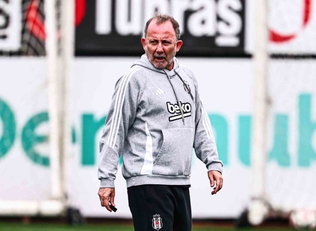 besiktas 3 futbolcusundan eksik calisti 9e44cbf0a2b1 |