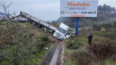 beykozda saganak yagis kaza getirdi tir devrildi 1 yarali 67b7e5797f24 |