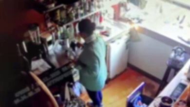 Beyoğlu’nda Türk kahvesi içen genç mühendis hastanelik olmuştu: 2 şüpheli adliyeye sevk edildi 4 beyoglunda turk kahvesi icen genc muhendis hastanelik olmustu 2 supheli adliyeye sevk edildi f6d7646cccd2 |