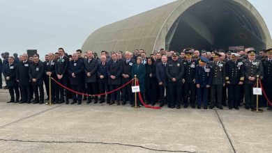 Bursa şehitlerine sis engeli...Şehitleri taşıyan uçak sisten dolayı Bursa’yı pas geçti 6 bursa sehitlerine sis engelisehitleri tasiyan ucak sisten dolayi bursayi pas gecti 094c34e60466 |