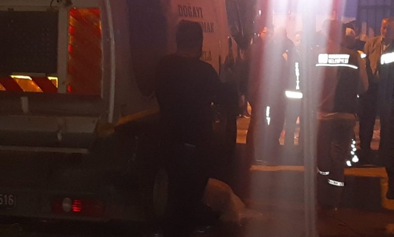 Bursa’da çöp kamyonu geri gelirken yaşlı adamı ezdi 1 bursada cop kamyonu geri gelirken yasli adami ezdi 35e978d9ea40 |