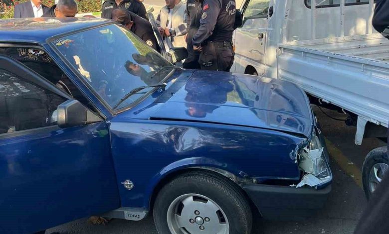 Bursa’da direksiyon hakimiyetini kaybeden sürücü kamyonete çarptı 1 bursada direksiyon hakimiyetini kaybeden surucu kamyonete carpti 785e7ed7165c |