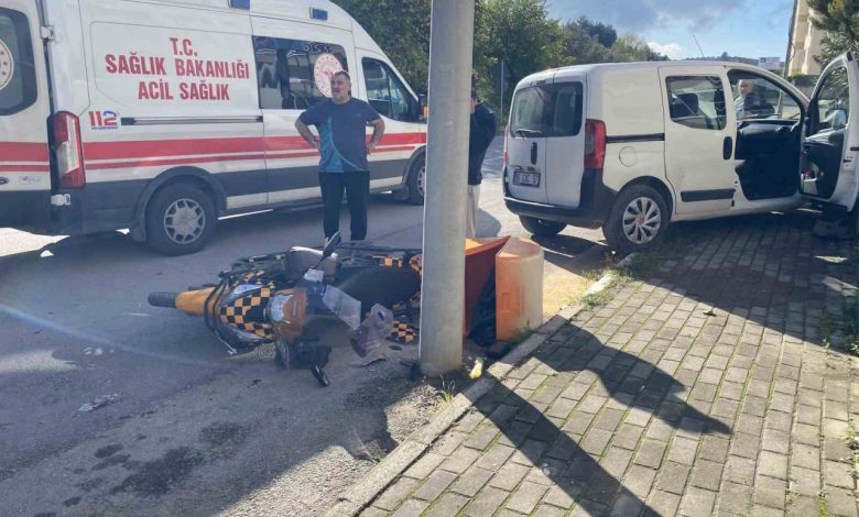 Bursa’da eğitim pistinde feci kaza...Ehliyetsiz genç kuryeye çarptı 1 bursada egitim pistinde feci kazaehliyetsiz genc kuryeye carpti a248c04572d0 |