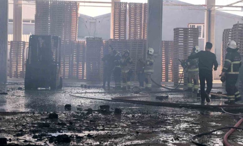 bursada palet fabrikasi alevlere teslim oldu 0917ea04a52f |