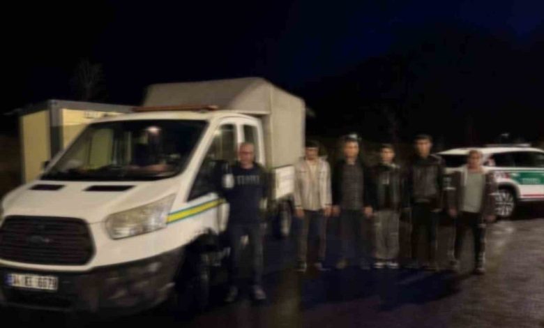 Çanakkale’de göçmen kaçakçılığı operasyonu: 6 organizatör ve 56 kaçak göçmen yakalandı 1 canakkalede gocmen kacakciligi operasyonu 6 organizator ve 56 kacak gocmen yakalandi bcee19aeaa28 |