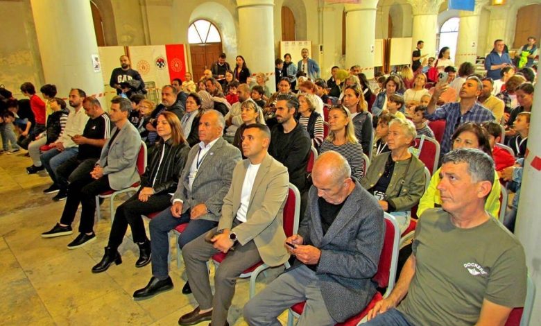 Çeşme’de satranç turnuvası düzenlendi 1 cesmede satranc turnuvasi duzenlendi eea4f43af928 |