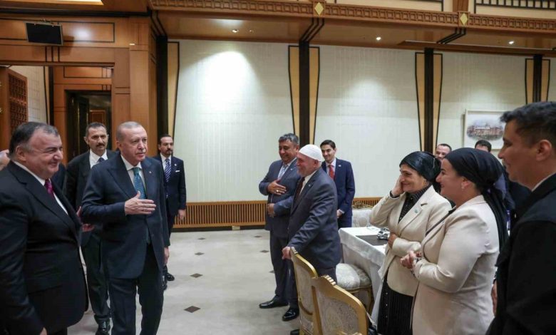 cumhurbaskani erdogan ahiskali kardeslerimizin ana vatanlarina geri donmeleri ve vatandaslik almalari konusuyla yakindan ilgileniyoruz a1b38e252ed8 |