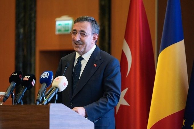 cumhurbaskani yardimcisi yilmaz karadenizde bolgemizde refahin muhafazasi icin cabalar kararlilikla surdurulmektedir 97f64abe056d |