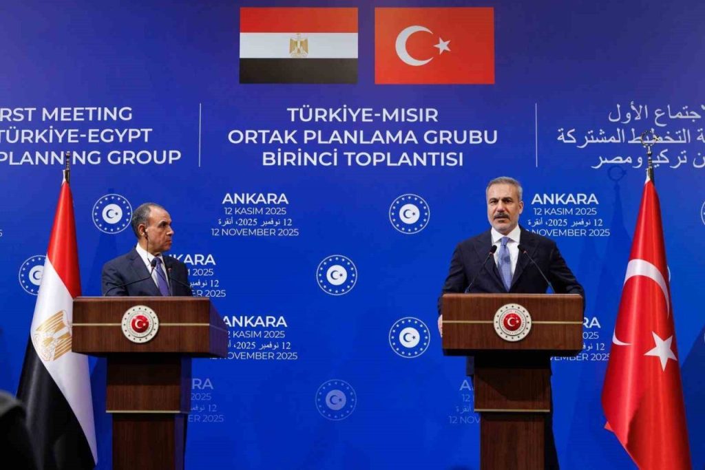 disisleri bakani fidan hamas ateskesin kalici olmasi yonunde yapici adimlar atma iradesine sahip oldugunu gostermekte 4e94ab0ad2b7 |