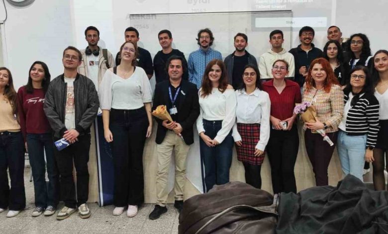 Doç. Dr. Sert: "Ülkemizde her yıl 41 bin kişiye akciğer kanseri teşhisi konuyor" 1 doc dr sert ulkemizde her yil 41 bin kisiye akciger kanseri teshisi konuyor eb4edb45e865 |