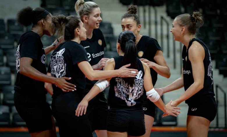 eczacibasi dynavit sampiyonlar ligi sahnesinde e9de0cc62745 |