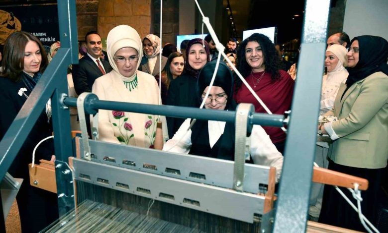 emine erdogan sof kumasinin desenlerindeki zevkiselim ve dokumasindaki ustalik onu 16 ve 17 yuzyillarda dunyaca taninan bir kumas haline getirmistir 775f759ea097 |