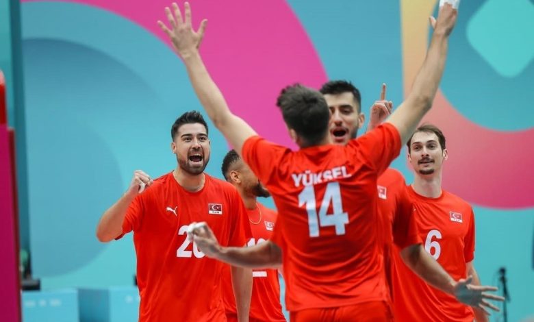 Erkek Voleybol Milli Takımı, İslami Dayanışma Oyunları’na galibiyetle başladı 1 erkek voleybol milli takimi islami dayanisma oyunlarina galibiyetle basladi fd1015e02e82 |