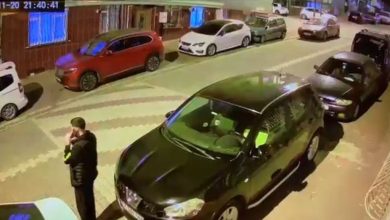 esenyurtta sokaktaki 2 kisiye silahli saldiri o anlar kamerada efd8c3f964ba |