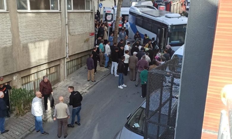 esinin kullandigi minibusun altinda kaldi hastaneye kaldirilan agir yarali kadin hayatini kaybetti b0de40f7b885 |