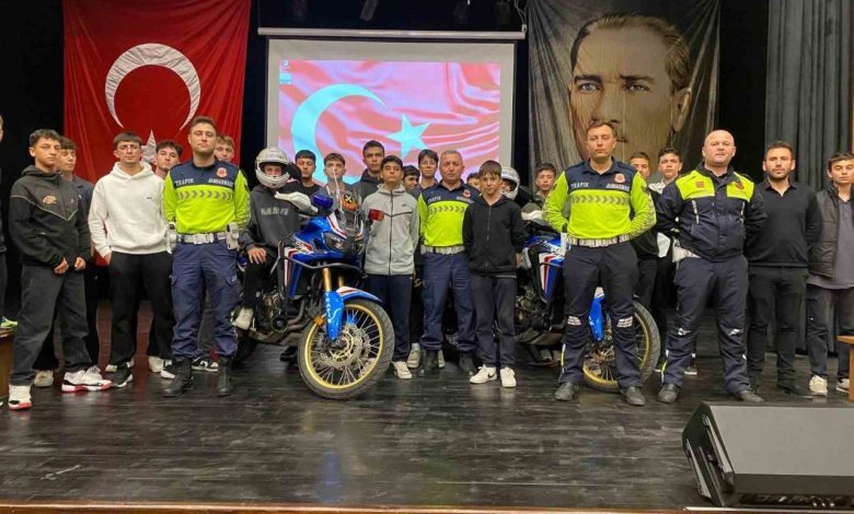 Ezine’de motosiklet sürücülerine yönelik eğitim 1 ezinede motosiklet suruculerine yonelik egitim 948405e5197d |