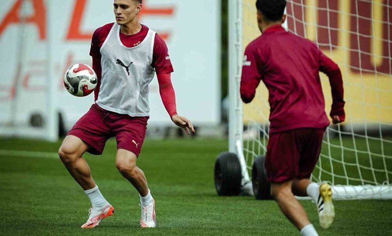 galatasaray fenerbahce derbisi hazirliklarina basladi 82bf59ebe020 |