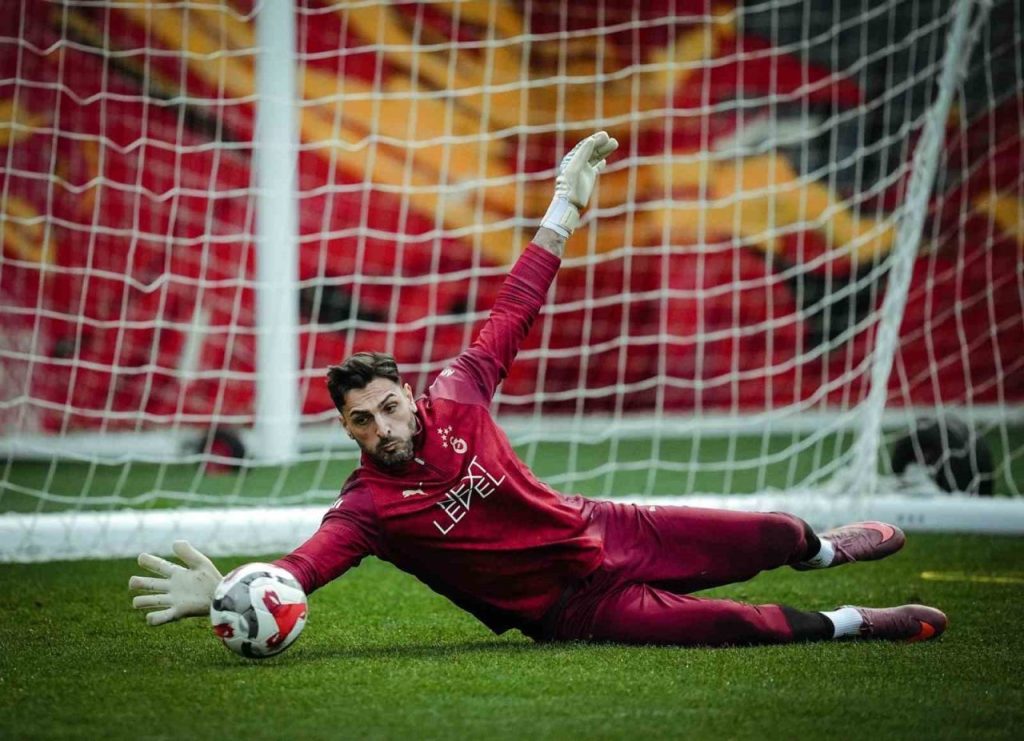 galatasaray genclerbirligi maci hazirliklarini tamamladi ccf8f9726cae |