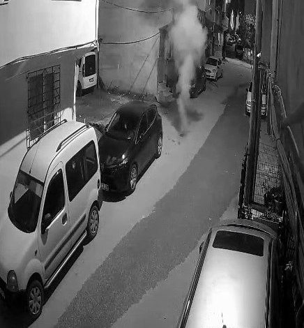 gecenin yarisi mahalleliyi ayaga kaldirdilar a2b88ddab3c2 |