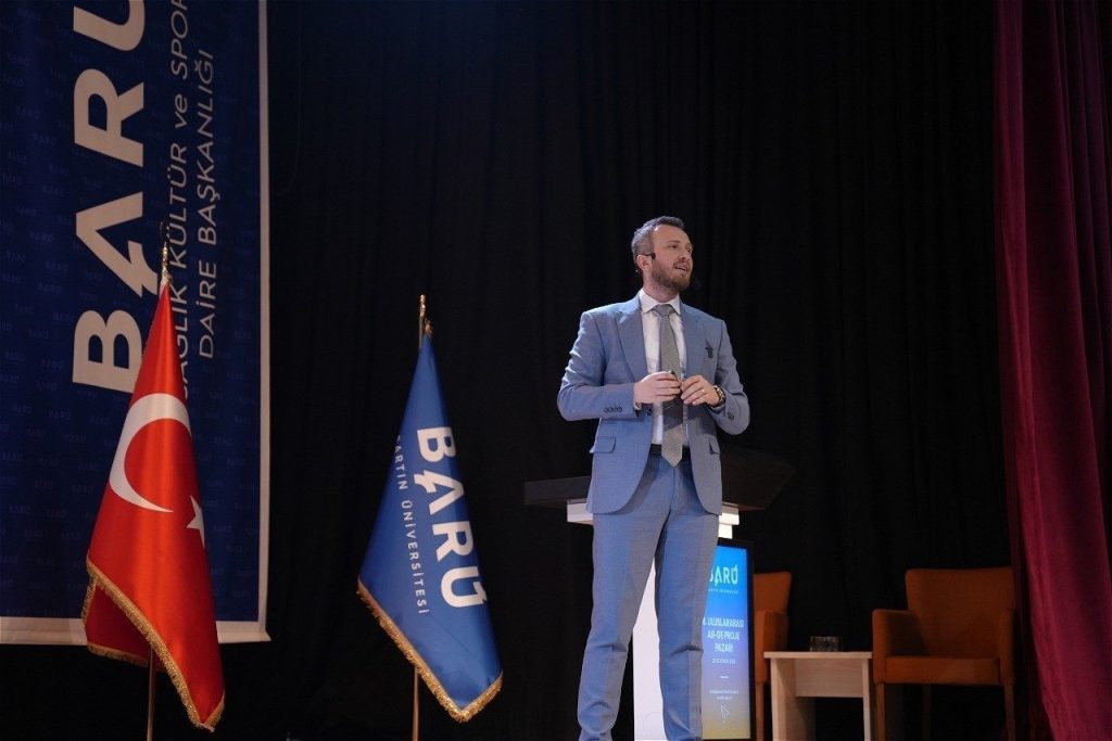 gelecegin turkiyesi icin okan hocaoglu guvenli konutlarin onemine dikkati cekti 0ab5de94dfbe |