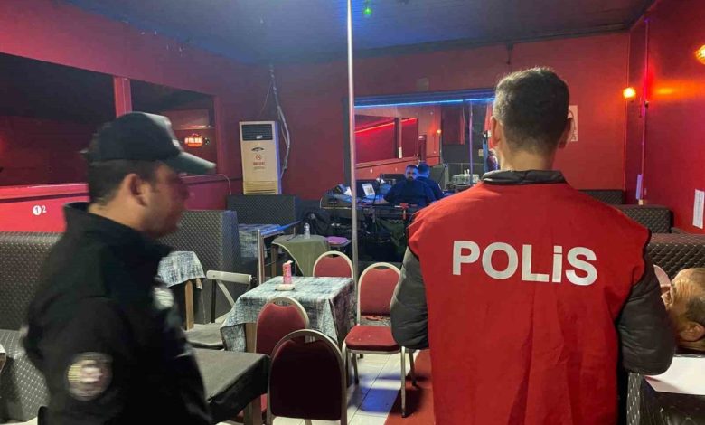 gonende asayis ve trafik uygulamasi 455 sahis sorgulandi 7 bin 494 tl ceza kesildi b108d18c74f3 |